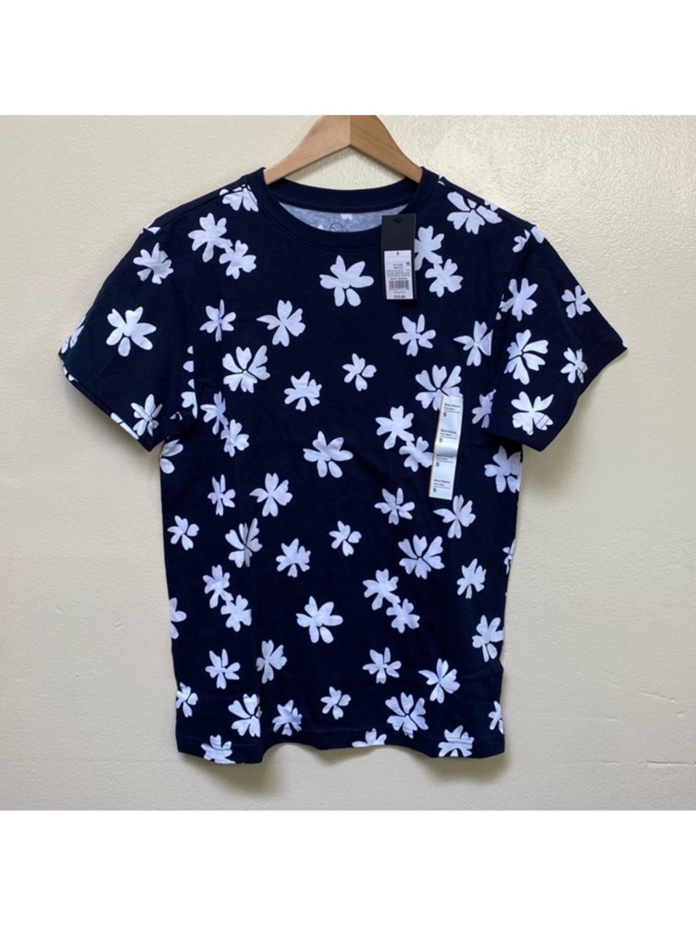 Navy Floral Print Tee with White Flowers